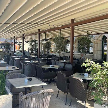 Hotel Astoria Tivat Exterior photo