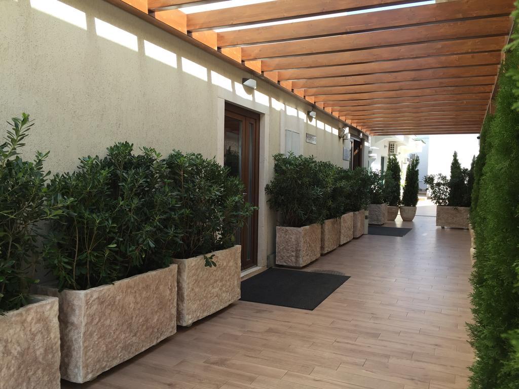 Hotel Astoria Tivat Exterior photo