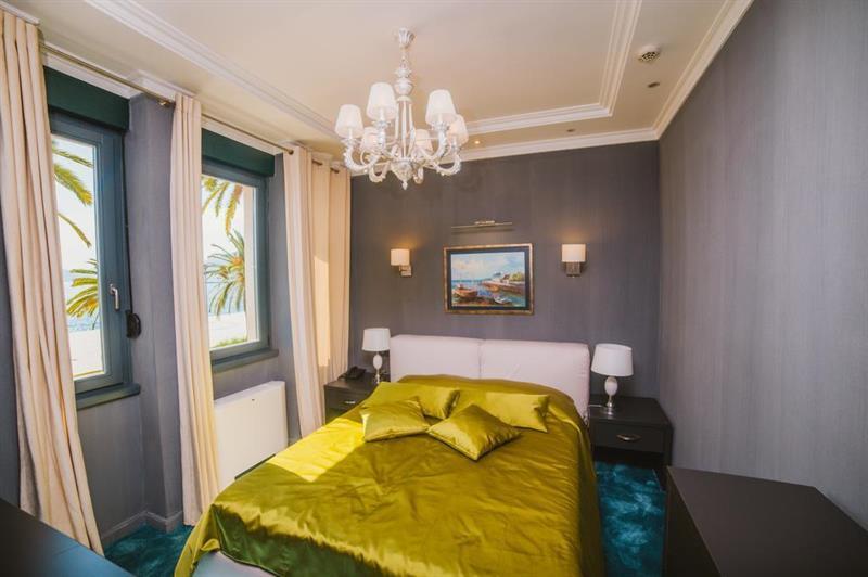 Hotel Astoria Tivat Exterior photo